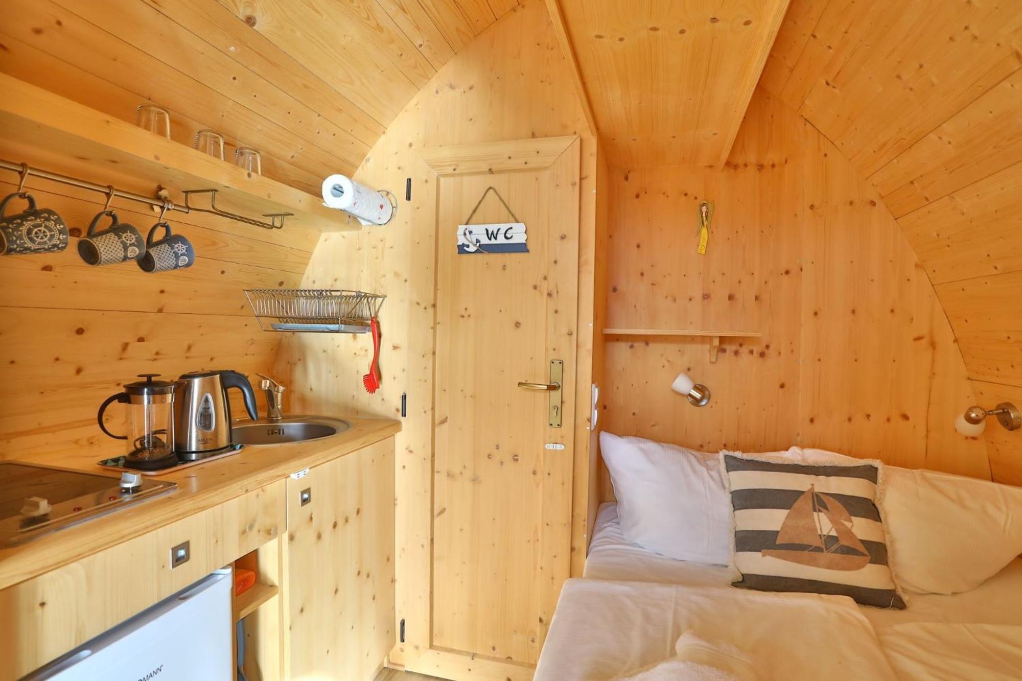 Hotel Hausboot Dotterbart Gager Exteriér fotografie